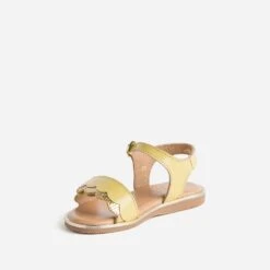 Sandale BUGGY Jaune En Cuir Verni -Caprices Chaussures Boutique WWWERM 10123830030 2