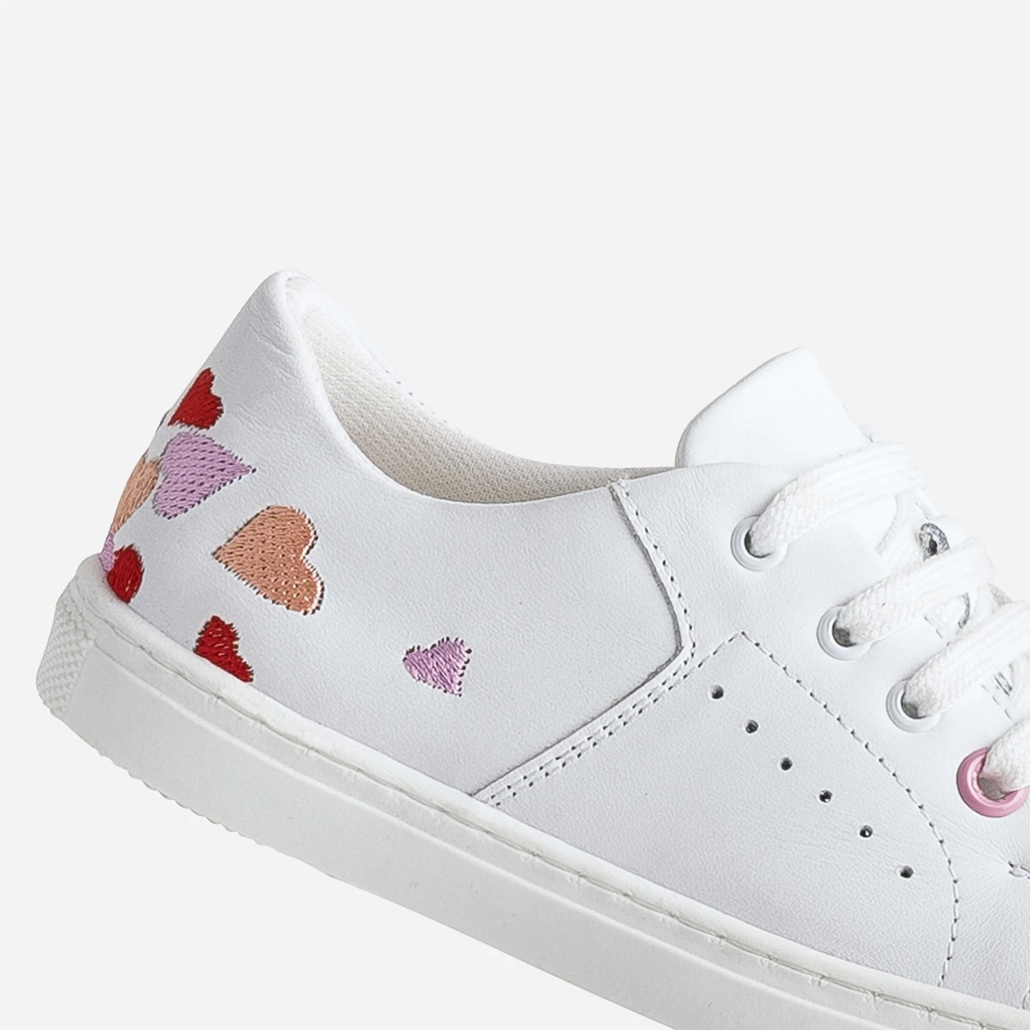 Tennis BUGGY Blanche Broderies Cœurs 8 Tennis BUGGY Blanche Broderies Cœurs – Image 6