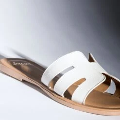 Mule Blanche En Cuir Grainé 13 Mule Blanche En Cuir Grainé -Caprices Chaussures Boutique WWWERM 10382780593 6