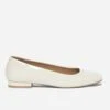 Ballerine Blanc Cassé Verni à Bout Carré -Caprices Chaussures Boutique WWWERM 10383400497 0