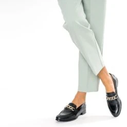 Mocassin Noir En Cuir à Chaîne -Caprices Chaussures Boutique WWWERM 10383580386 10