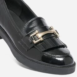 Mocassin Noir Verni à Franges -Caprices Chaussures Boutique WWWERM 10383580416 5