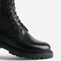 Boots à Lacet TEXTO Noir Cuir à Semelle Crantée -Caprices Chaussures Boutique WWWERM 10383821517 5