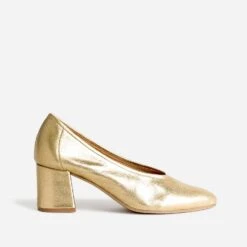 Escarpin Doré En Cuir à Décolleté Couvrant