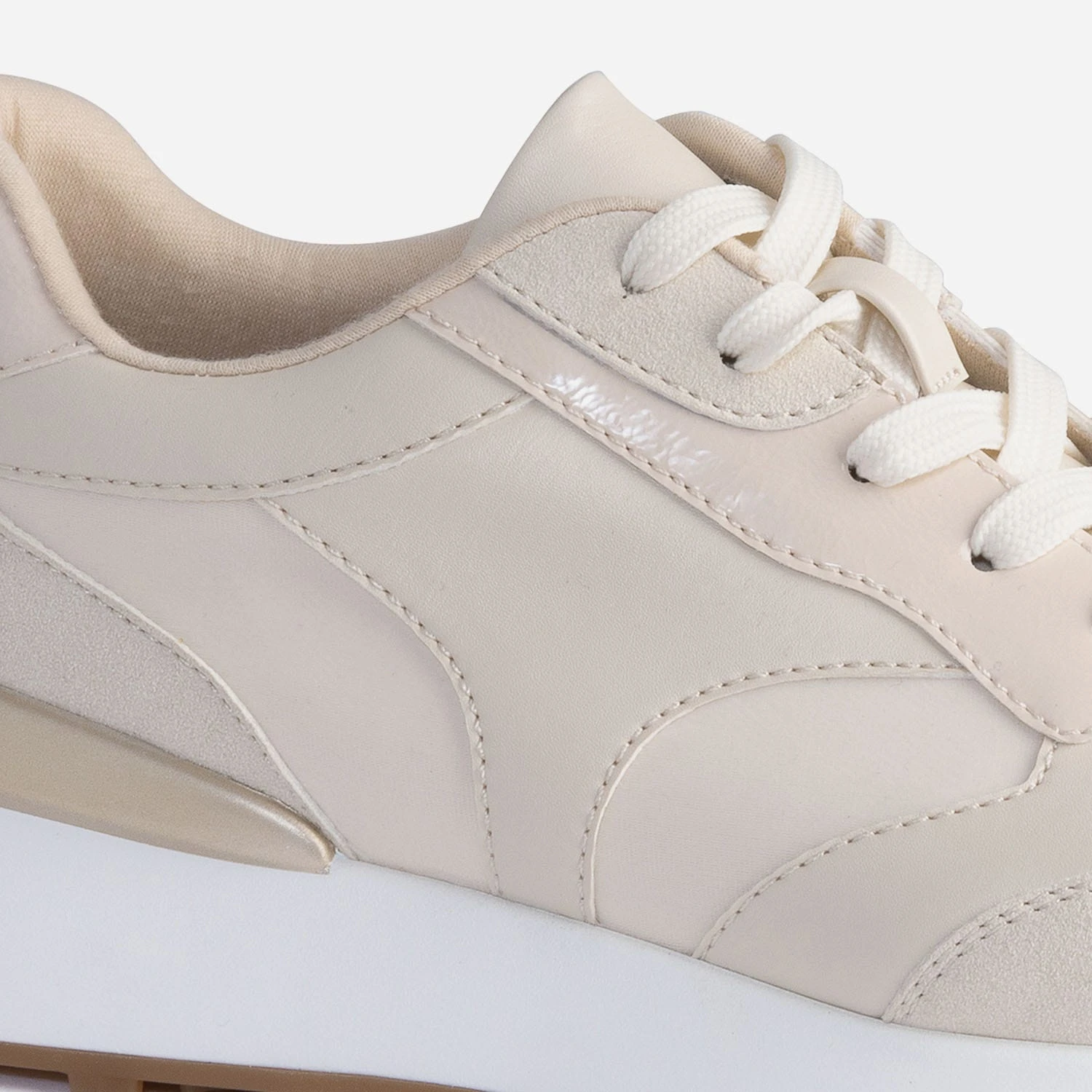 Tennis TEXTO Beige à Détails Vernis 8 Tennis TEXTO Beige à Détails Vernis – Image 6