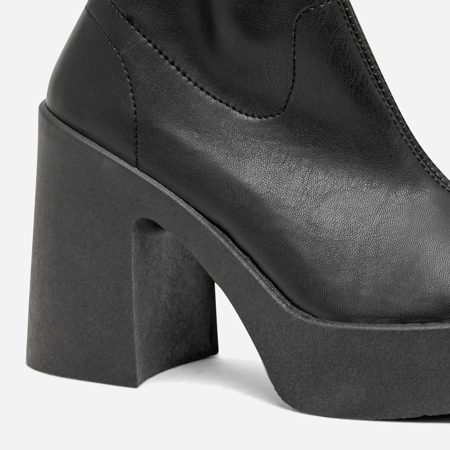 Boots TEXTO Noir à Plateforme 8 Boots TEXTO Noir à Plateforme – Image 6