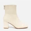 Boots Blanc Cassé Verni à Zip Arrière -Caprices Chaussures Boutique WWWERM 10385240948 0