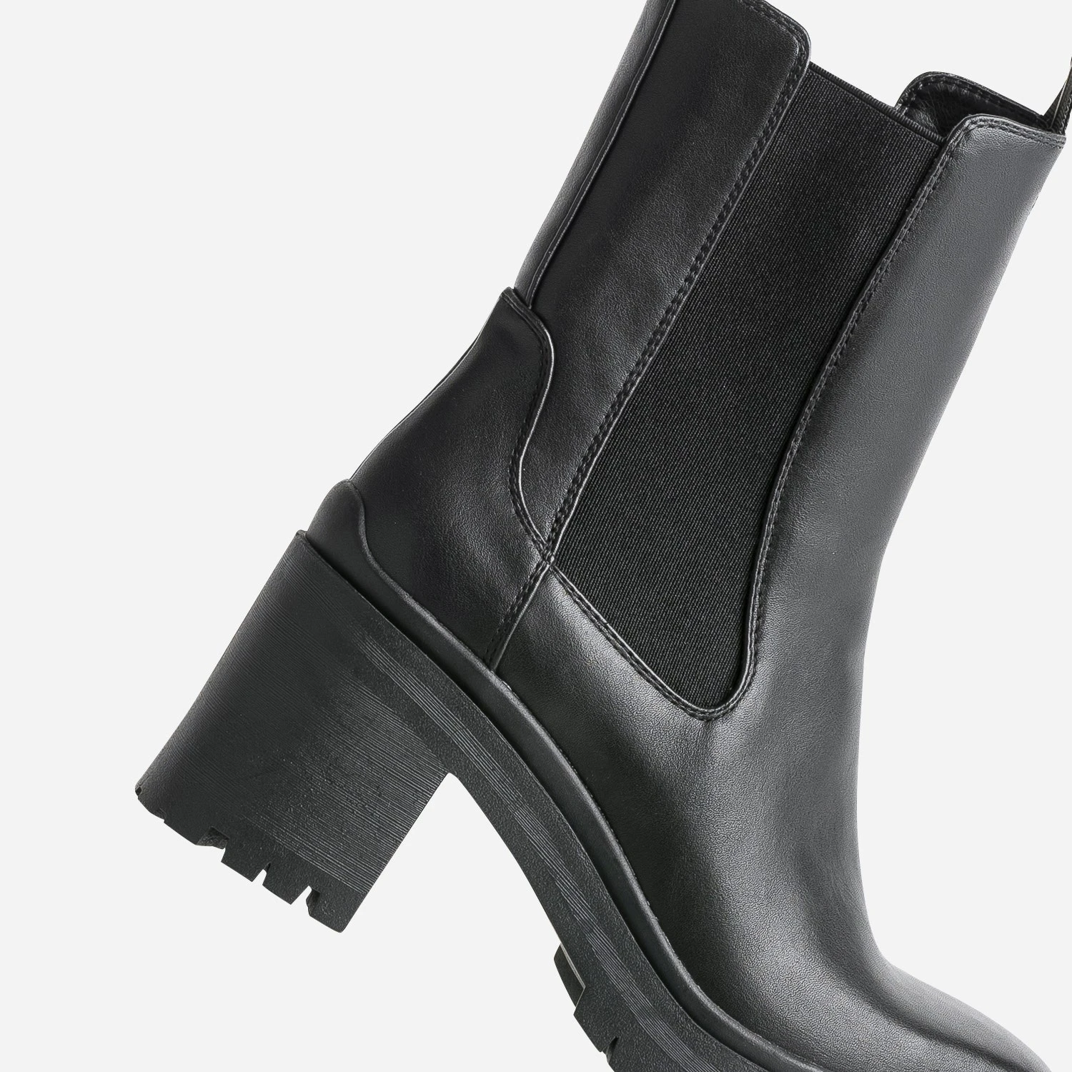 Boots TEXTO Noir à Semelle Crantée 8 Boots TEXTO Noir à Semelle Crantée – Image 6