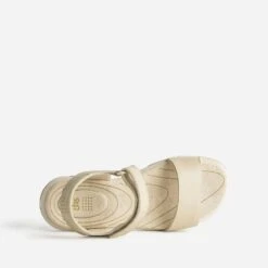 Sandale TBS Beige En Cuir à Scratch 12 Sandale TBS Beige En Cuir à Scratch -Caprices Chaussures Boutique WWWERM 10385760007 4