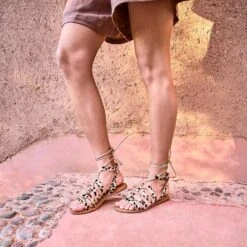 Sandale Plate TEXTO Cuir à Motifs Léopard -Caprices Chaussures Boutique WWWERM 10385760423 8