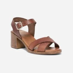 Sandale Cognac En Cuir Embossé -Caprices Chaussures Boutique WWWERM 10386330555 1