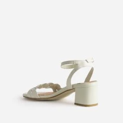 Sandale En Cuir Blanc Cassé 10 Sandale En Cuir Blanc Cassé -Caprices Chaussures Boutique WWWERM 10386330557 3
