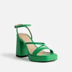 Sandale TEXTO Verte à Talon Flare 9 Sandale TEXTO Verte à Talon Flare -Caprices Chaussures Boutique WWWERM 10386340100 1