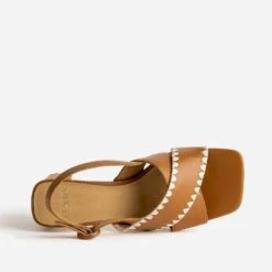 Sandale Camel En Cuir Avec Broderies 12 Sandale Camel En Cuir Avec Broderies -Caprices Chaussures Boutique WWWERM 10386340108 4