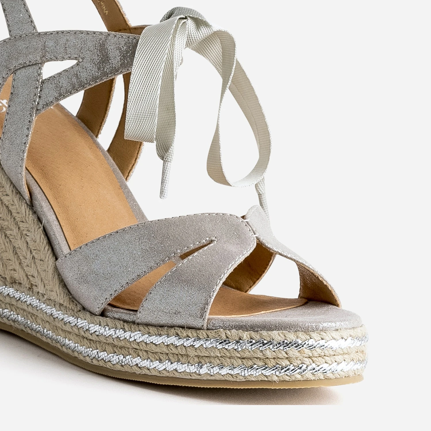 Sandale Compensée Argent à Lacet 8 Sandale Compensée Argent à Lacet – Image 6