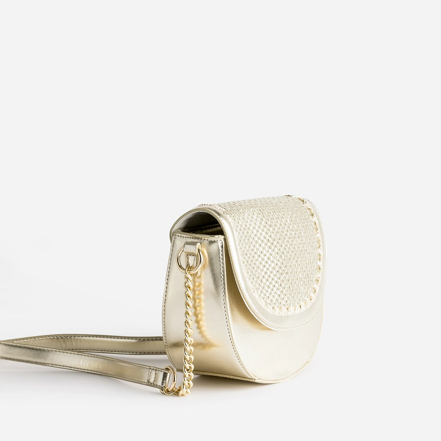 Sac Bandoulière Doré Avec Tressage 5 Sac Bandoulière Doré Avec Tressage – Image 3