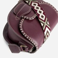 Sac Bandoulière TEXTO Prune à Large Bandoulière Tressée -Caprices Chaussures Boutique WWWERM 10693800110 3