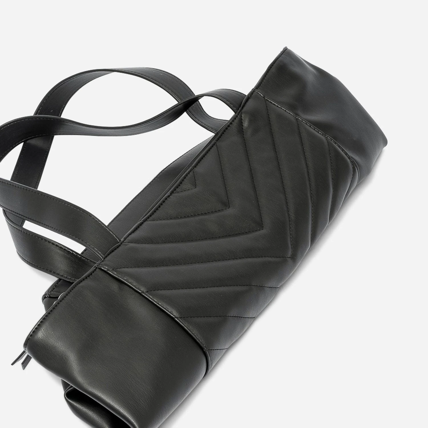 Sac Cabas TEXTO Noir Matelassé Chevrons 6 Sac Cabas TEXTO Noir Matelassé Chevrons – Image 4