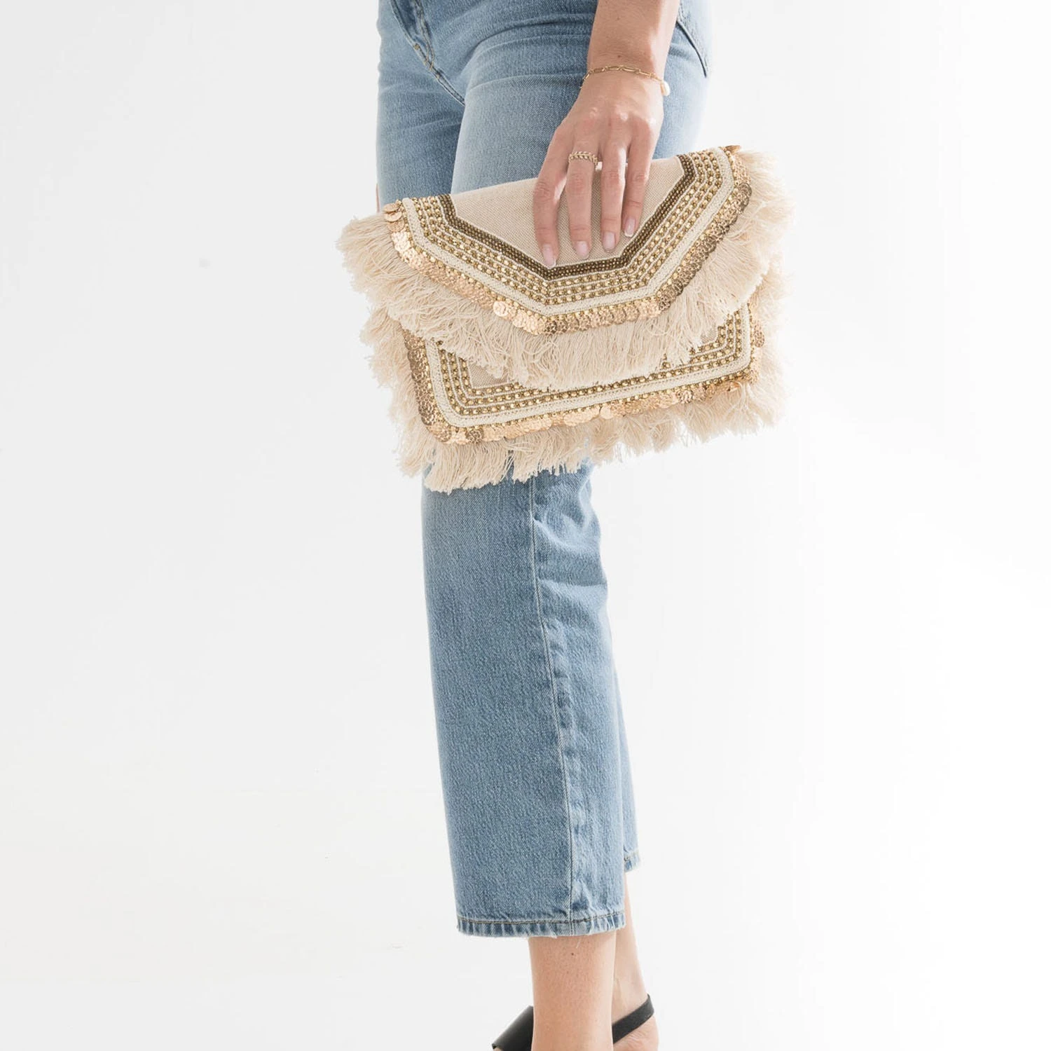 Sac Pochette Beige Chiné En Textile à Broderies Ethniques 4 Sac Pochette Beige Chiné En Textile à Broderies Ethniques – Image 2