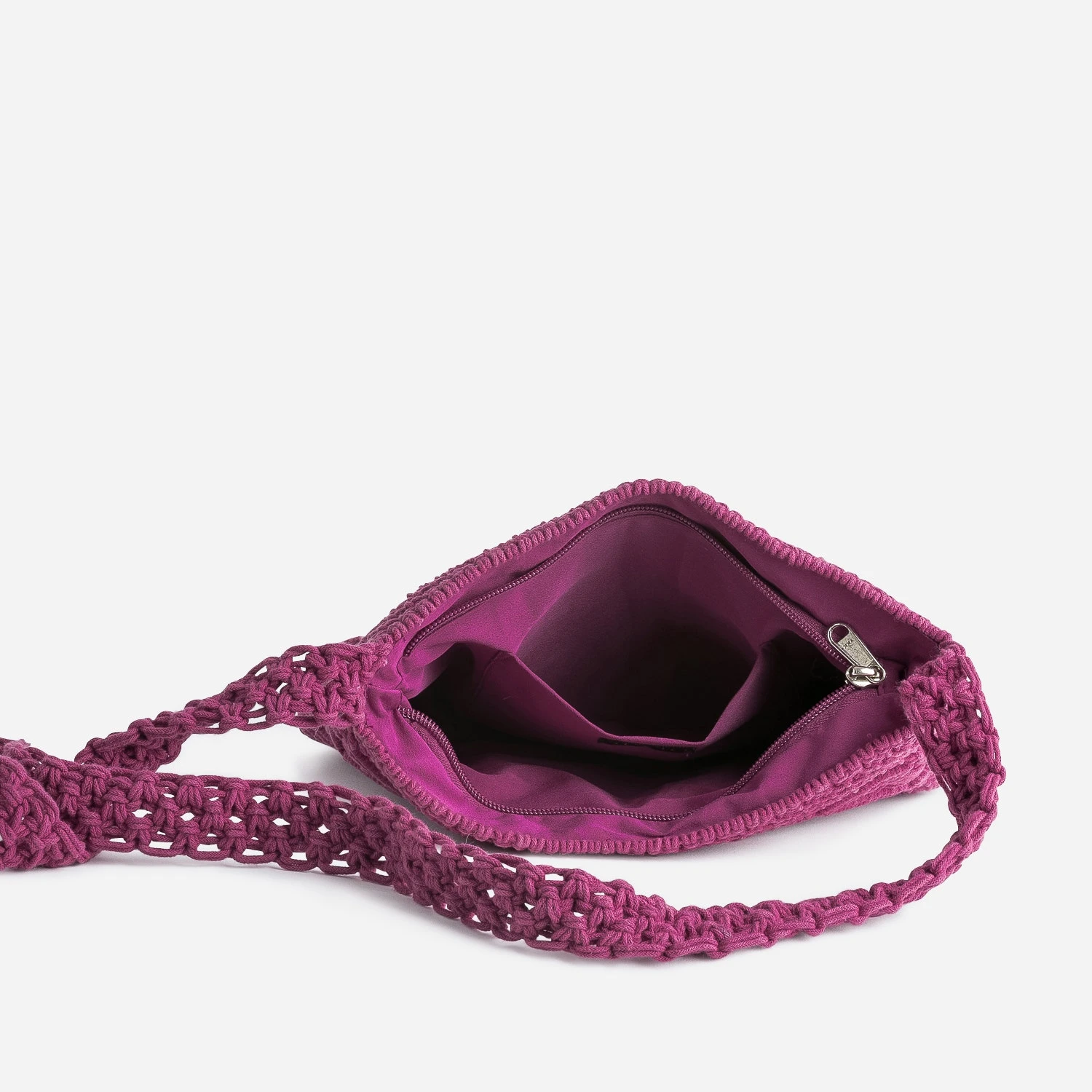 Sac Bandoulière TEXTO Rose Foncé En Macramé 7 Sac Bandoulière TEXTO Rose Foncé En Macramé – Image 5