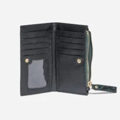 Portefeuille Vert Imprimé Effet Python 9 Portefeuille Vert Imprimé Effet Python -Caprices Chaussures Boutique WWWERM 10699750014 3