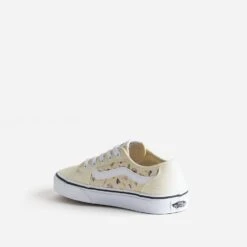 Tennis VANS Jaune Pâle En Toile à Empiècements Fleuris 11 Tennis VANS Jaune Pâle En Toile à Empiècements Fleuris -Caprices Chaussures Boutique WWWERM 10881390279 3